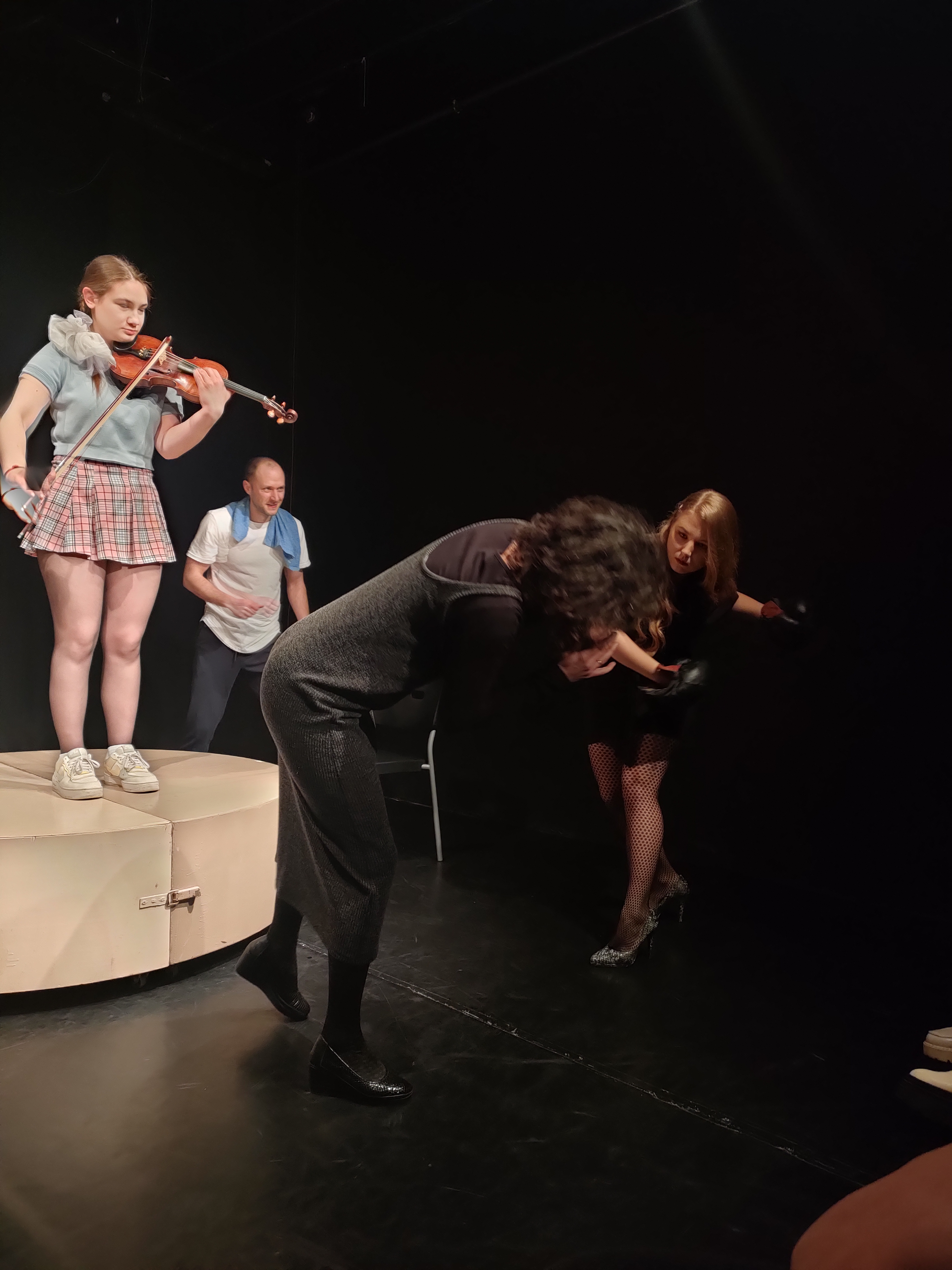 З вистави 19