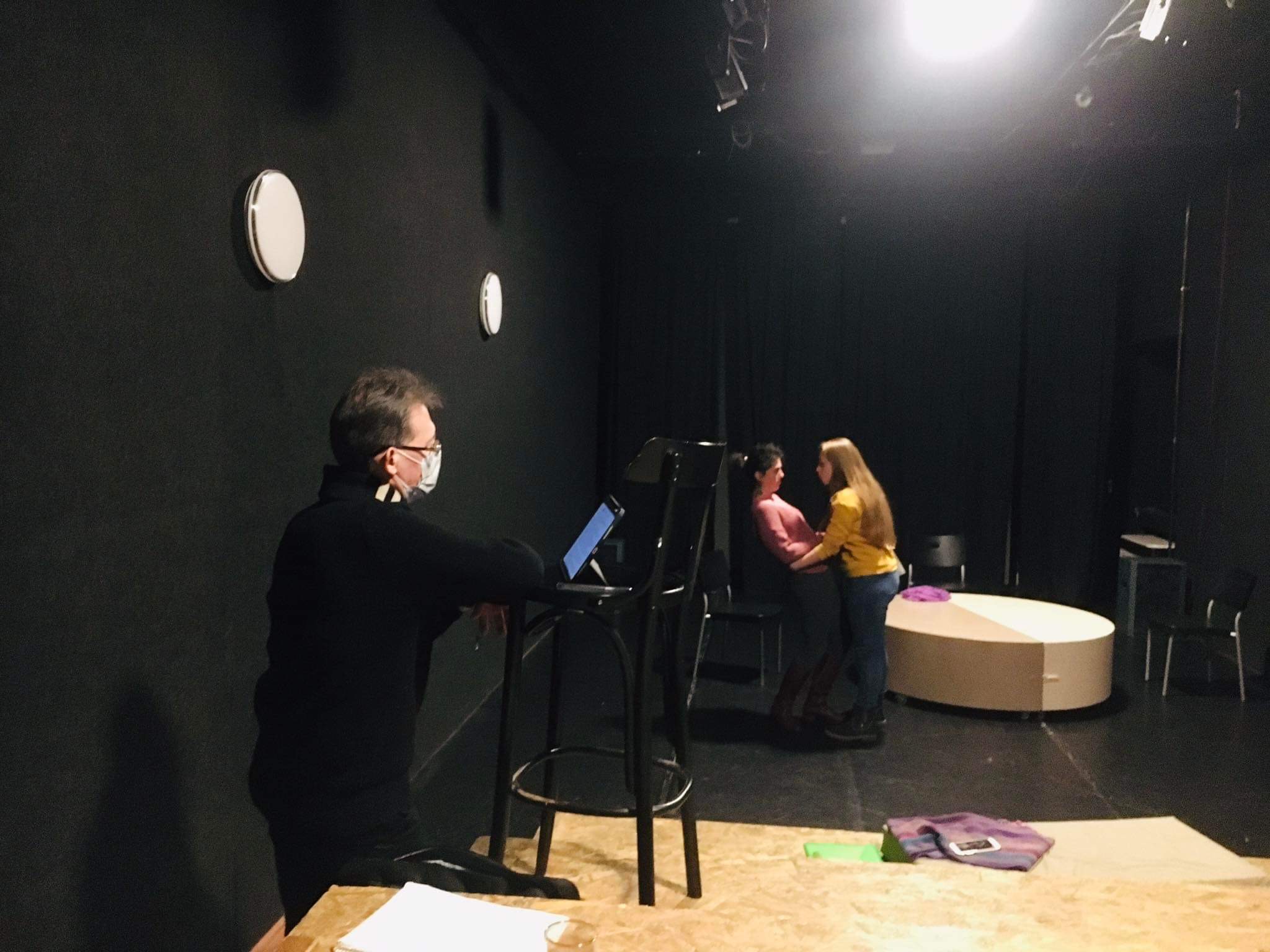 За лаштунками 19