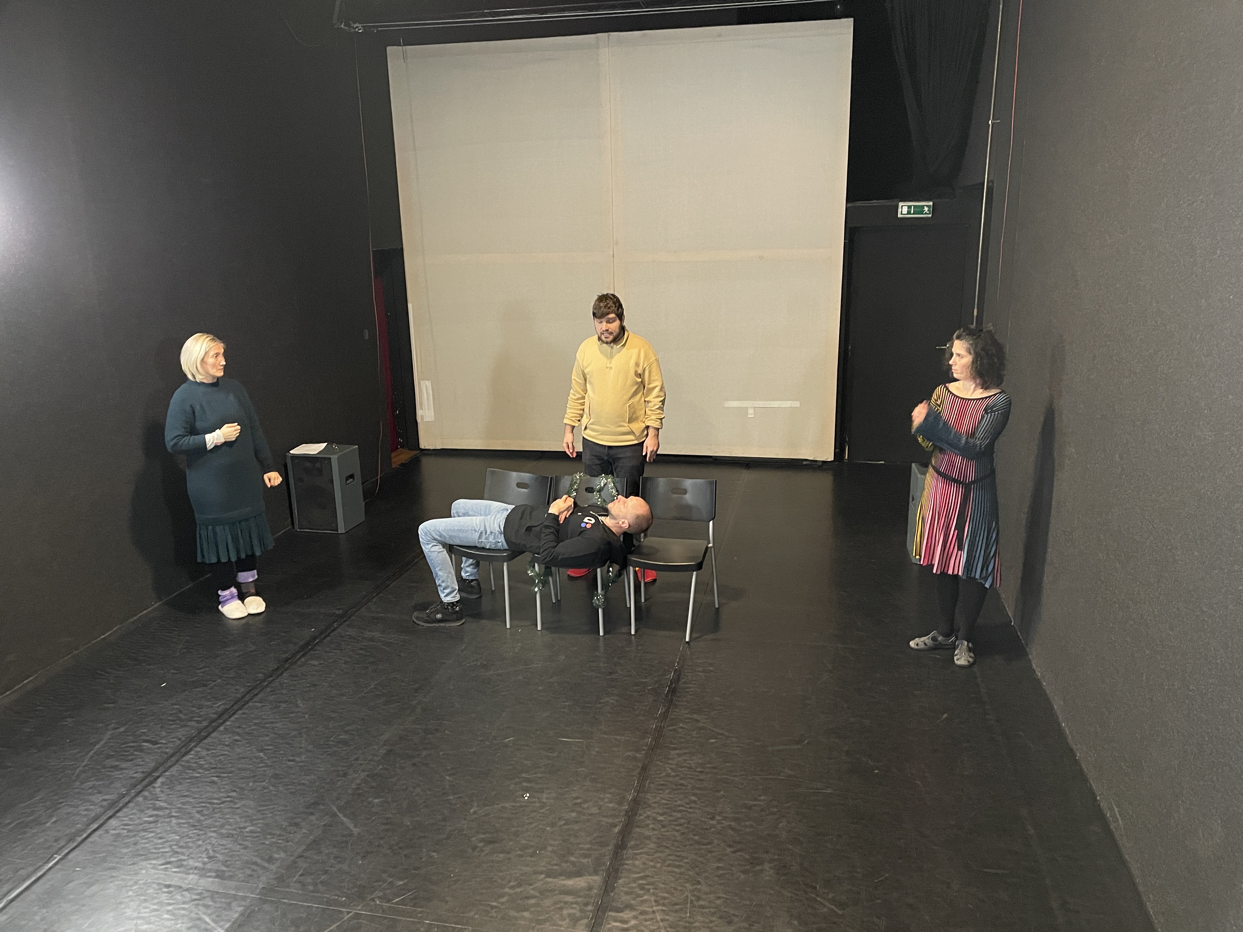 За лаштунками 8