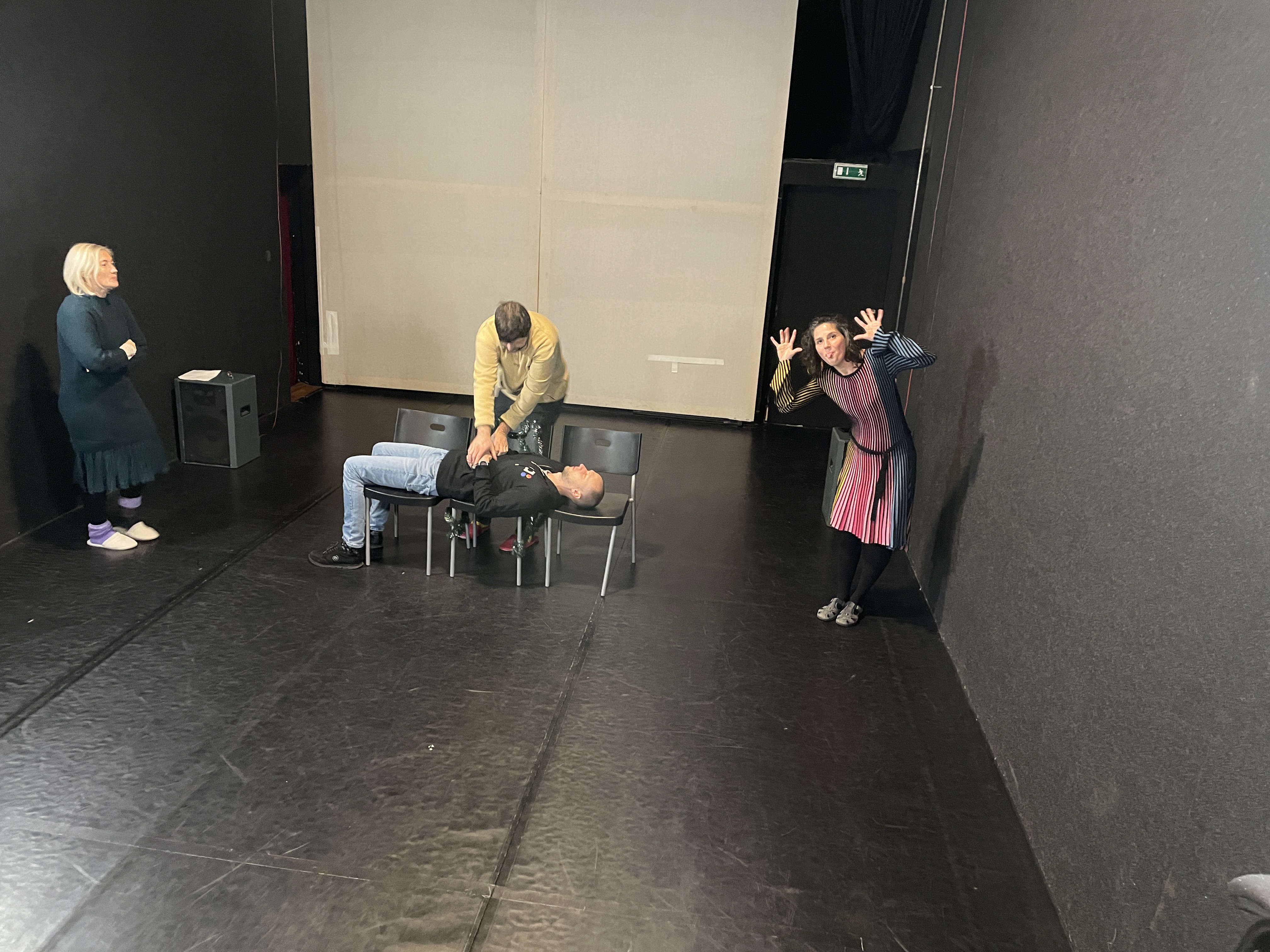 За лаштунками 9