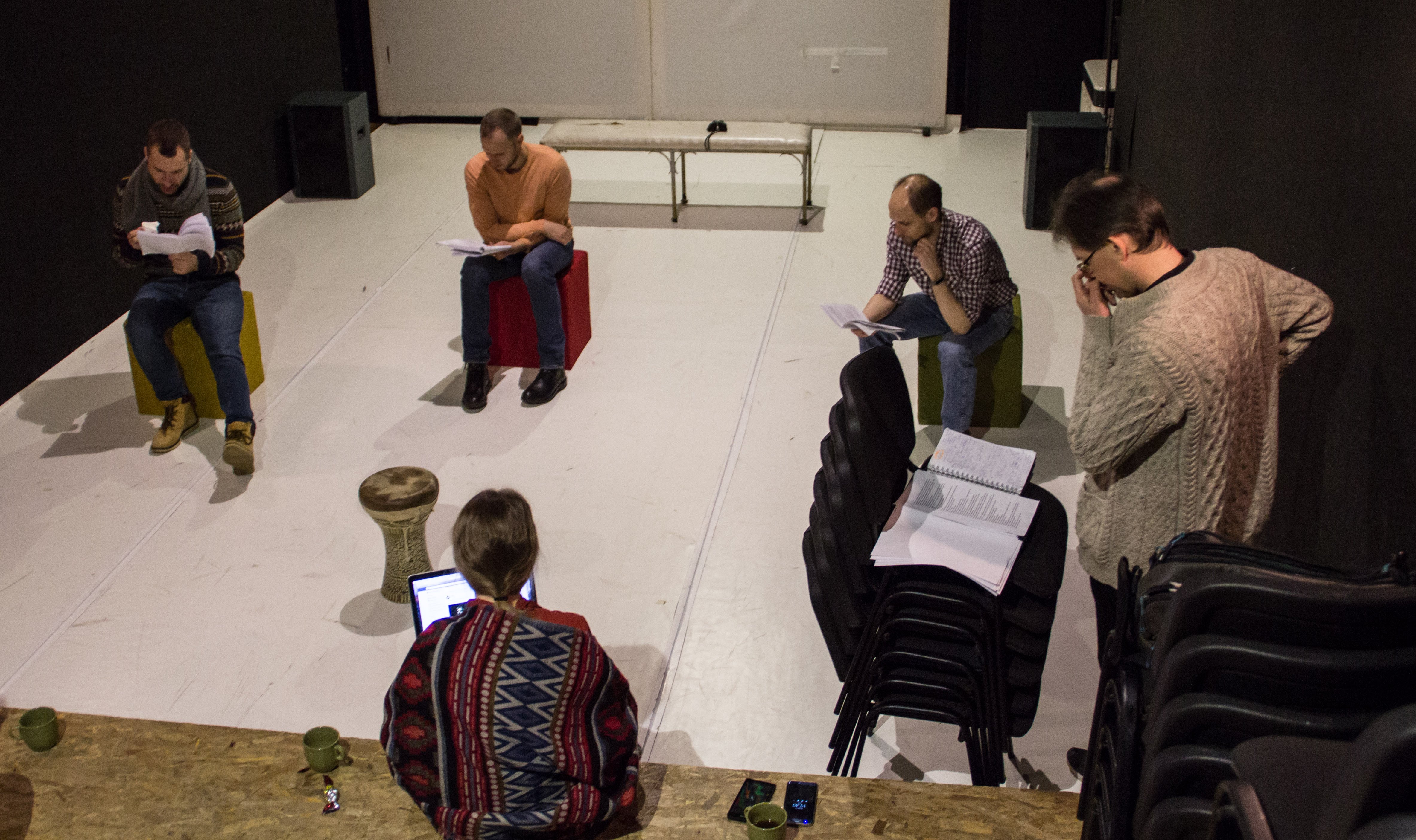 За лаштунками 13