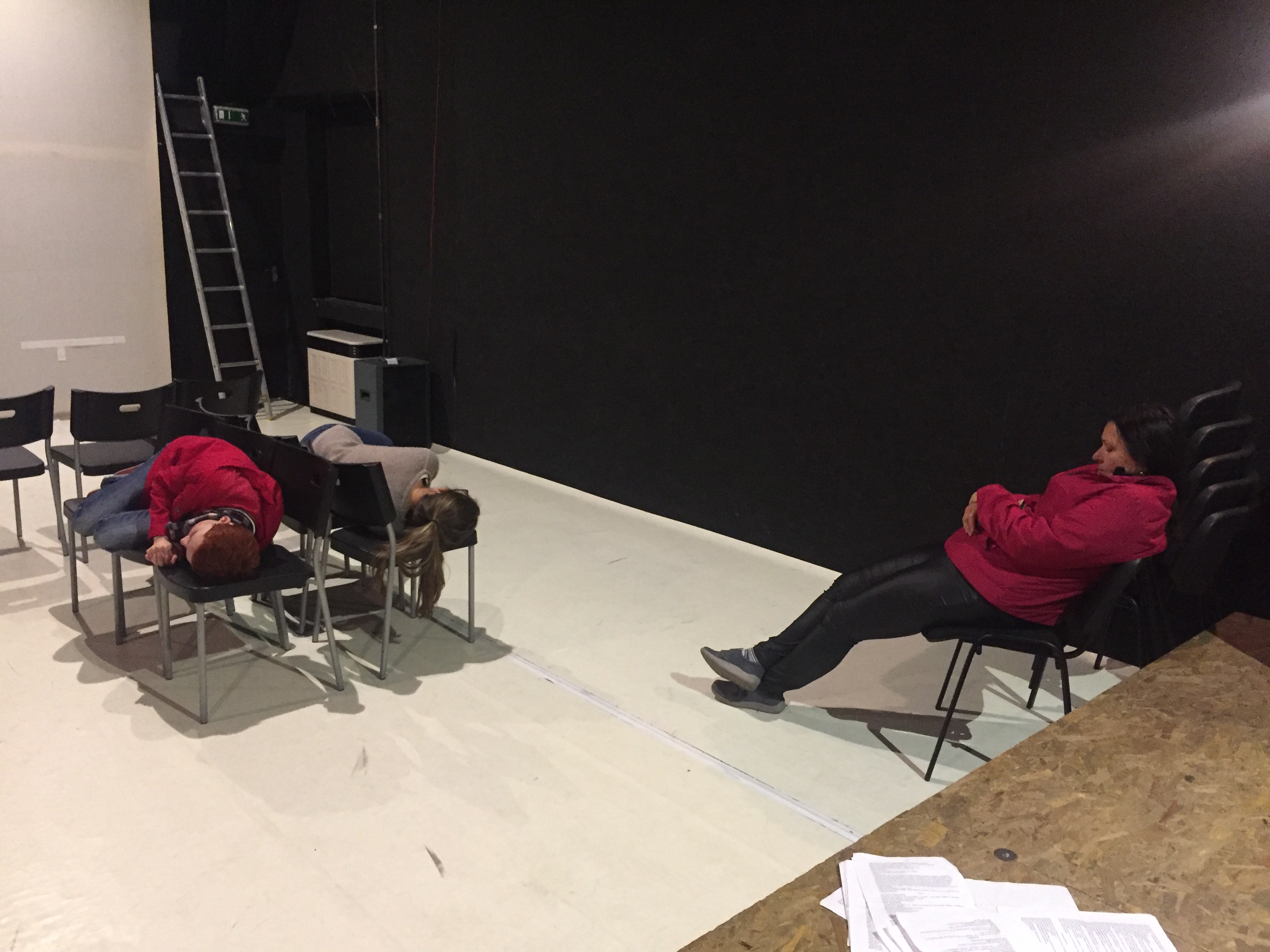 За лаштунками 1