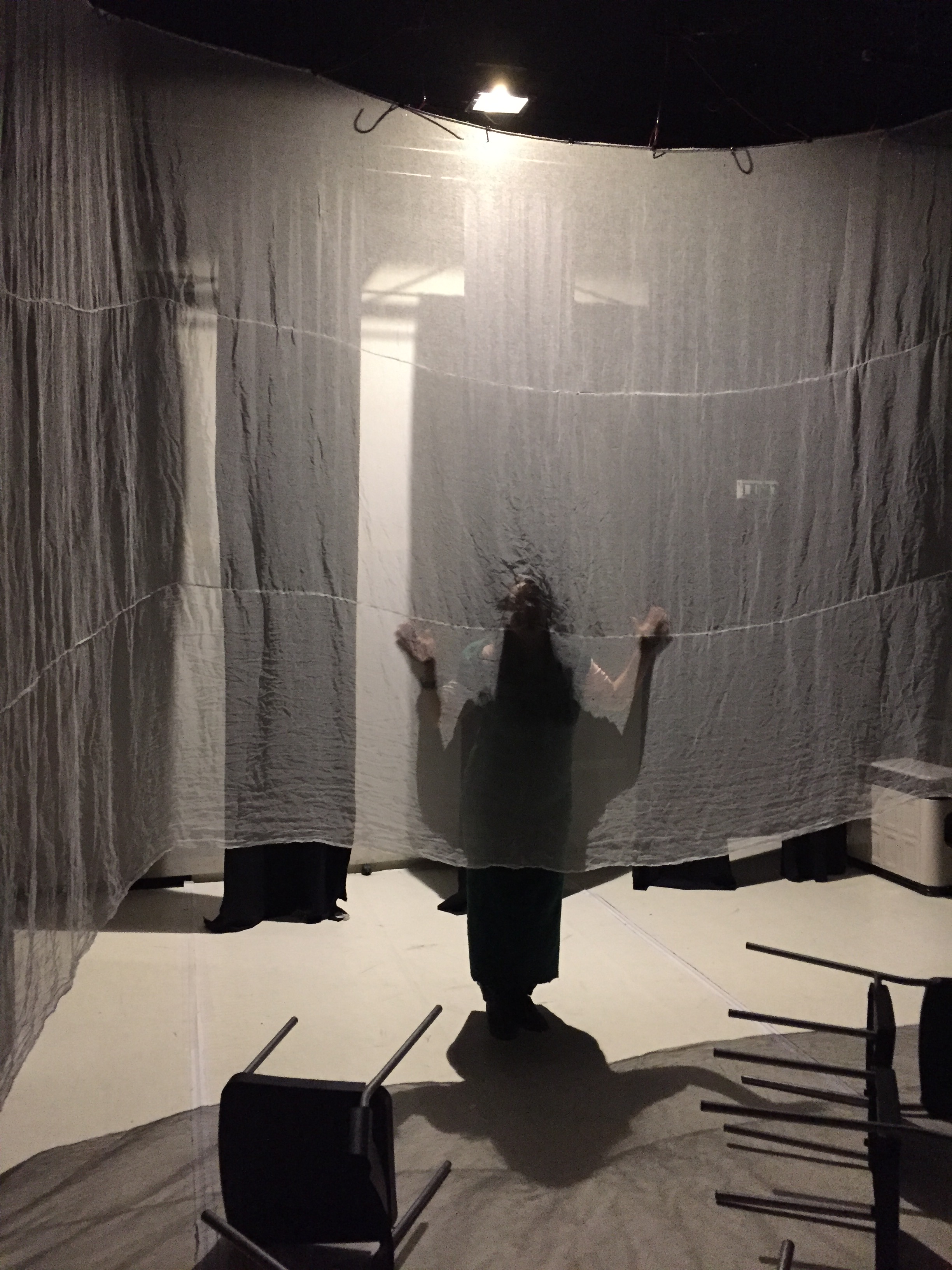 За лаштунками 3