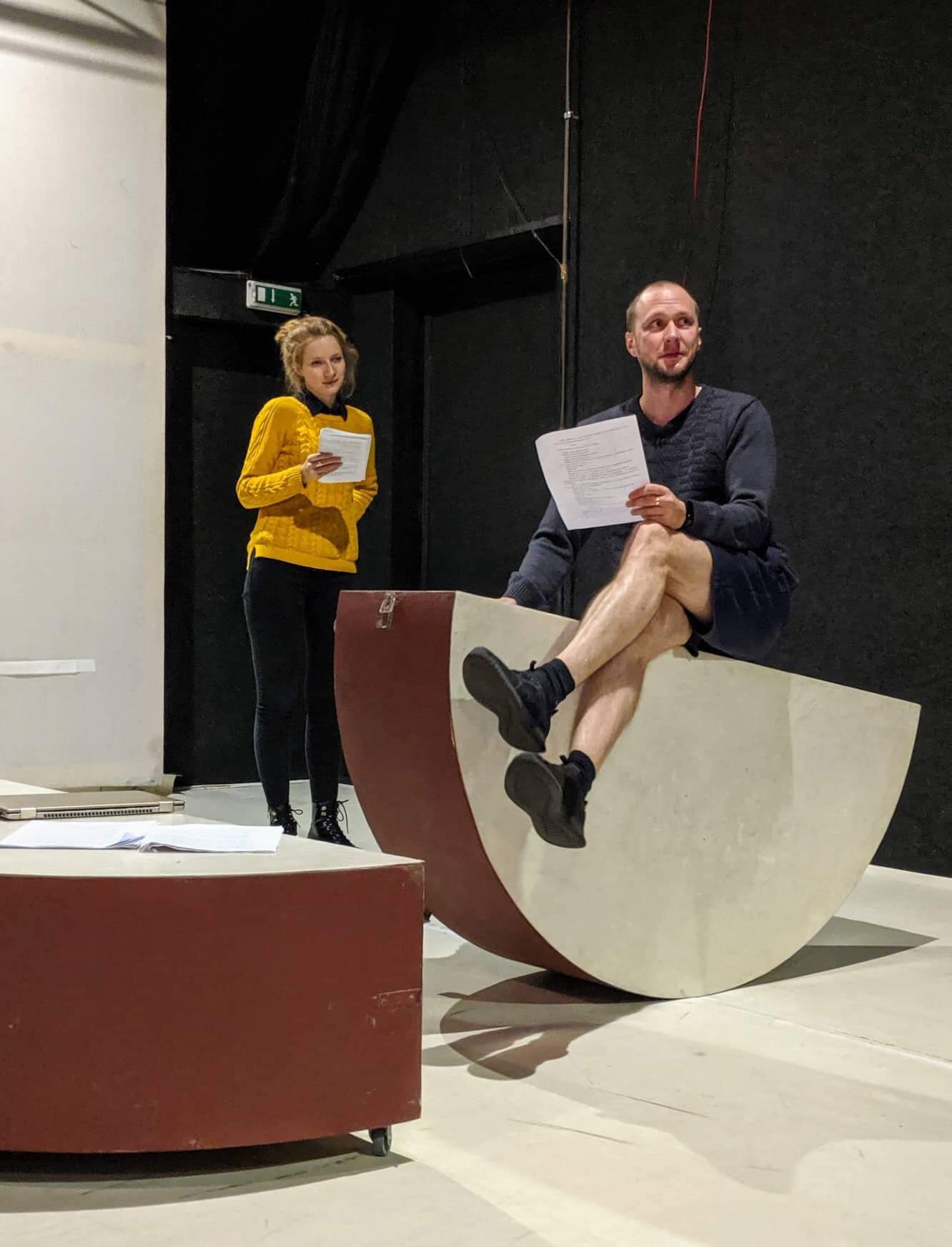 За лаштунками 1