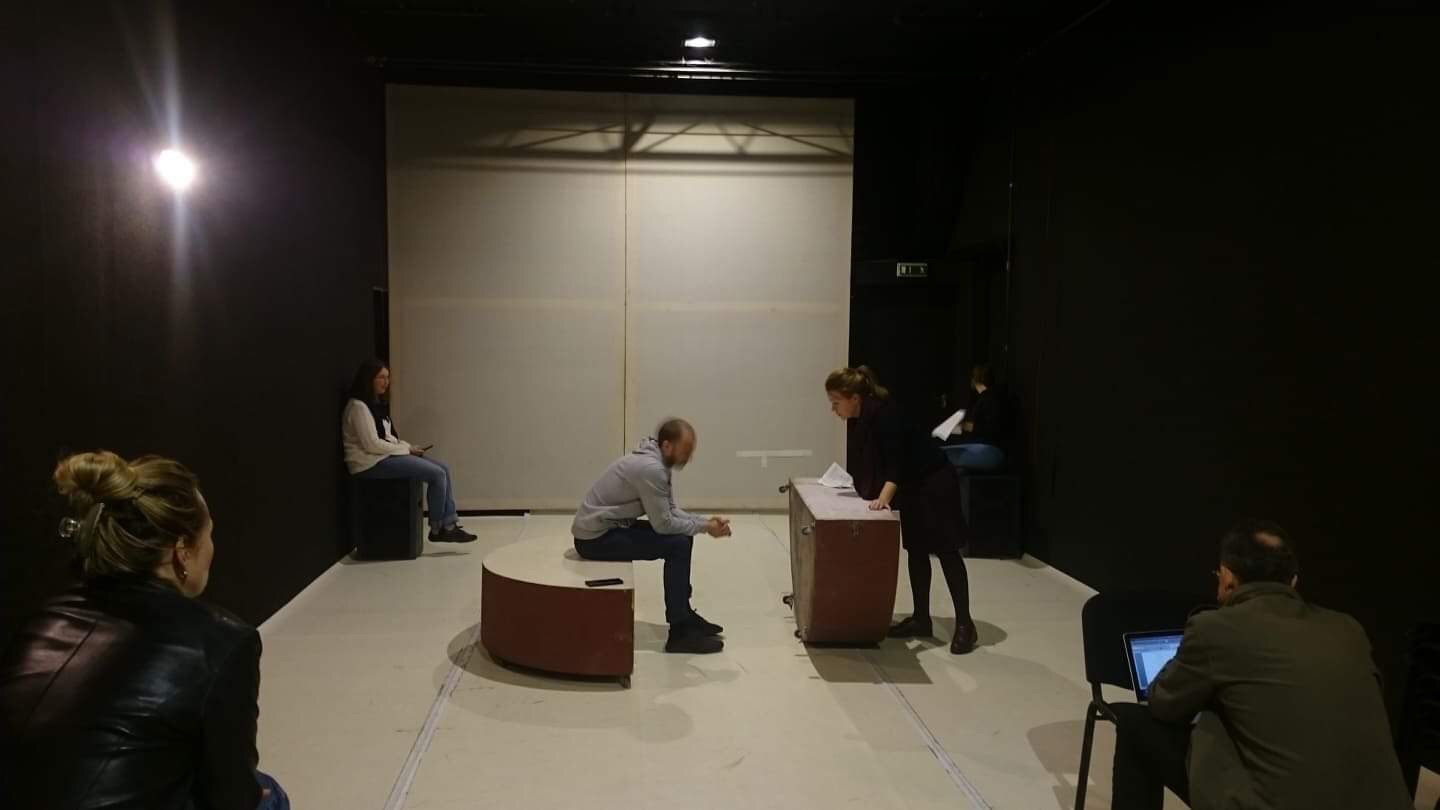 За лаштунками 9