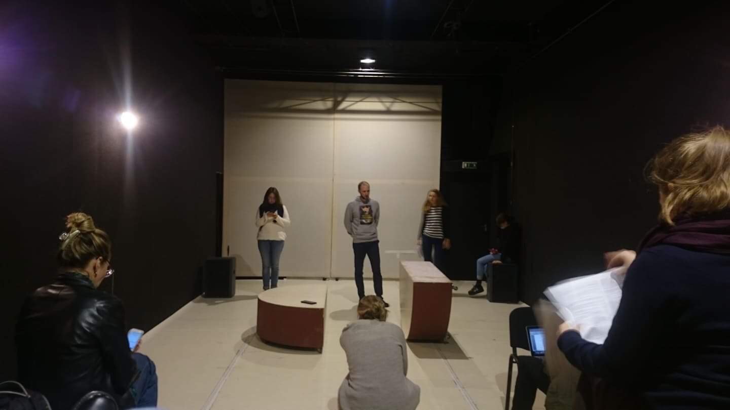 За лаштунками 10