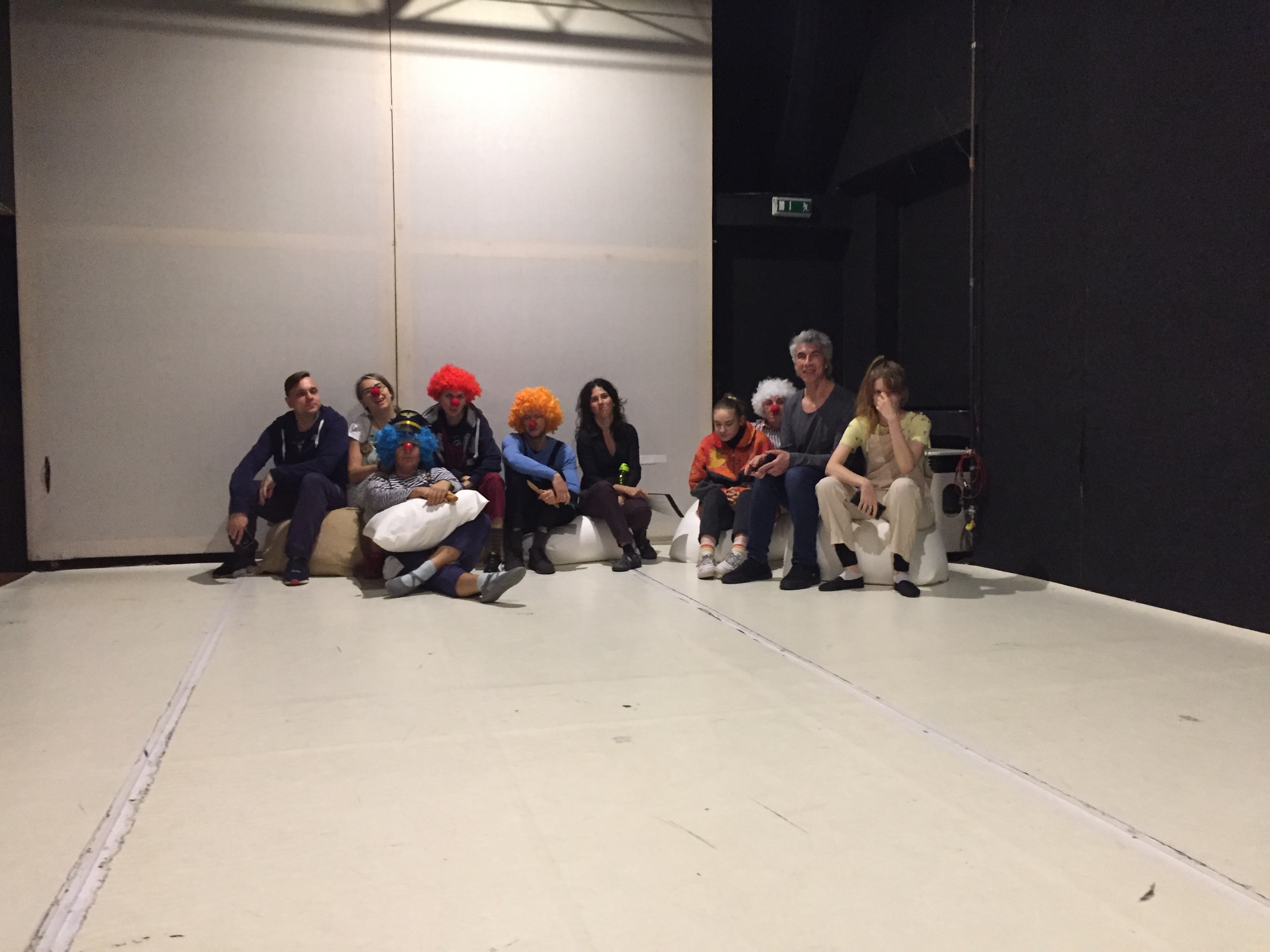 За лаштунками 12