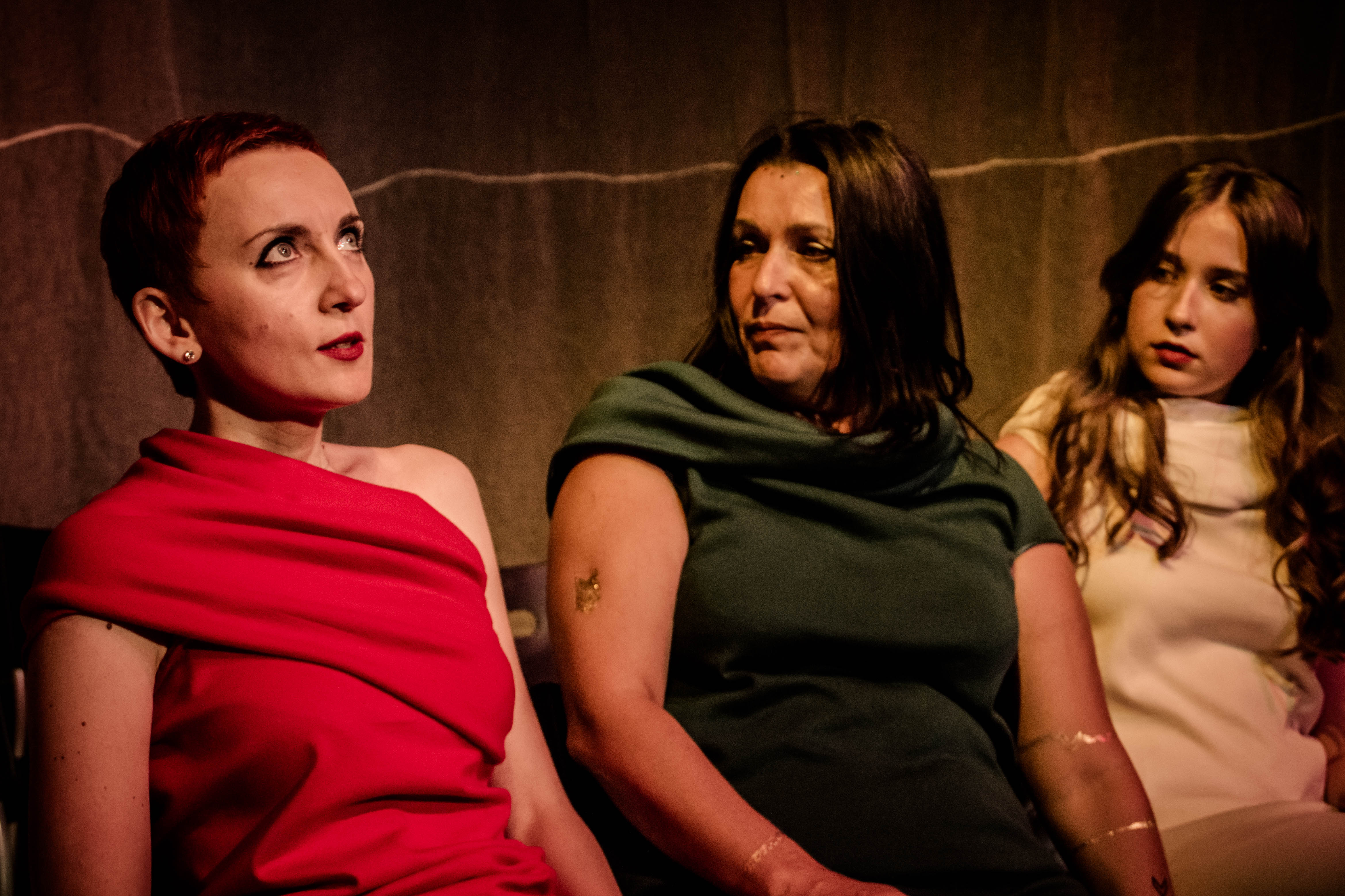 З вистави 10